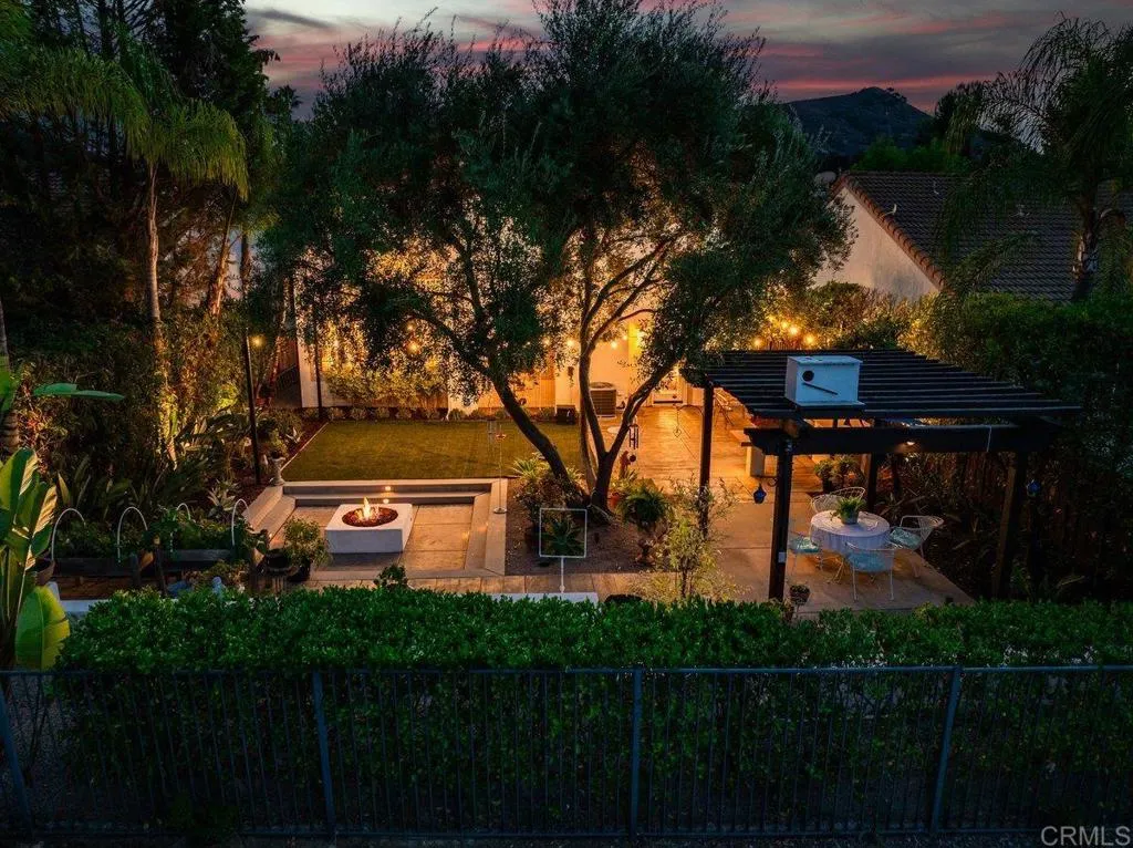 https://cdn.realtyfeed.com/cdn/127/306588119/35519186151d45204b8dc4c49bed093d.webp