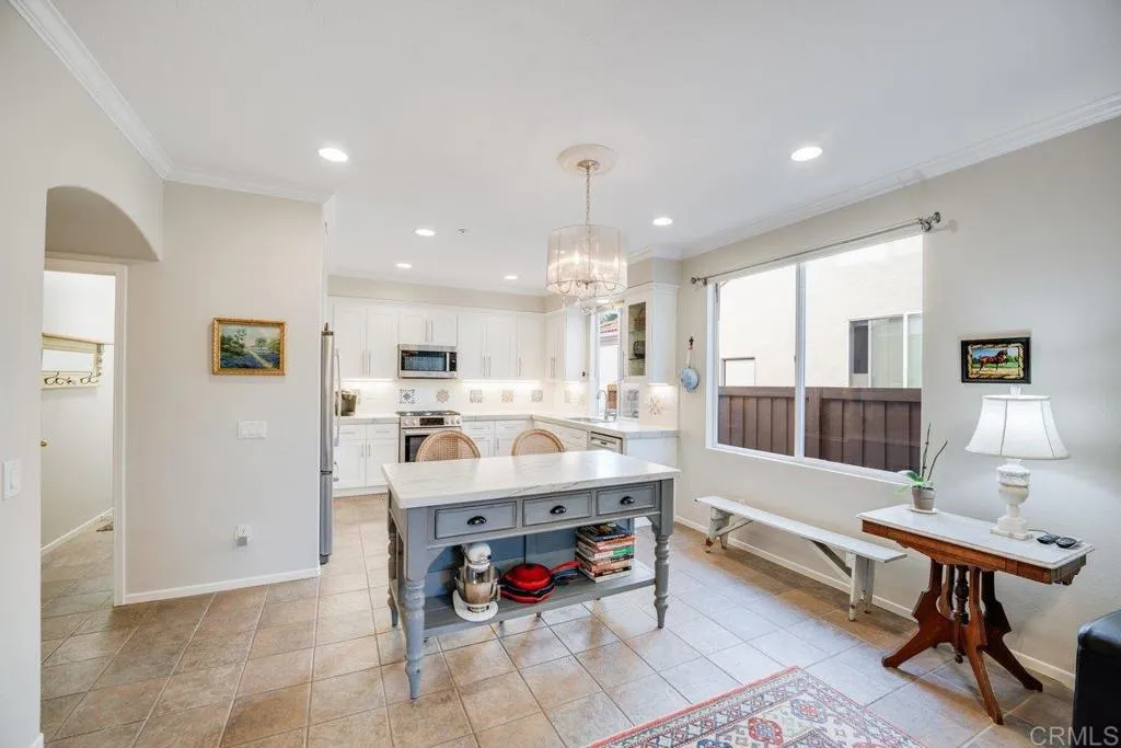 https://cdn.realtyfeed.com/cdn/127/306588119/aa2d257c526dd1e5e9f8d01cc6c17f8c.webp
