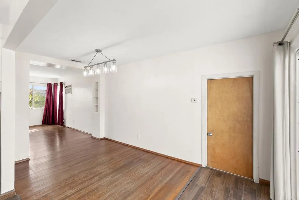 https://cdn.realtyfeed.com/cdn/127/306588124/613c55625d4316573935b3cb43a3bee0.webp