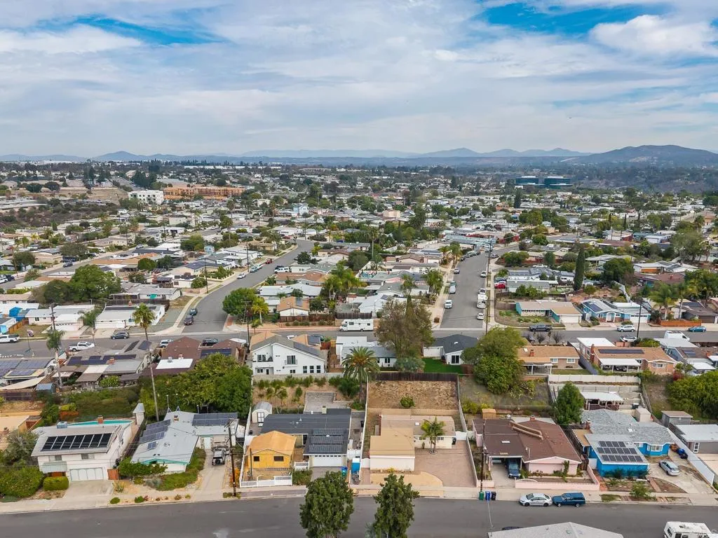https://cdn.realtyfeed.com/cdn/127/306588151/545c5e79d37608d3c46765df11615476.webp