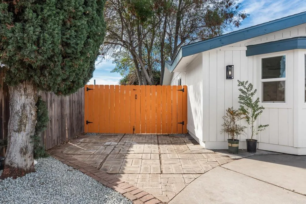 https://cdn.realtyfeed.com/cdn/127/306588151/bbffd9034a30411ef95e1a5a31630782.webp