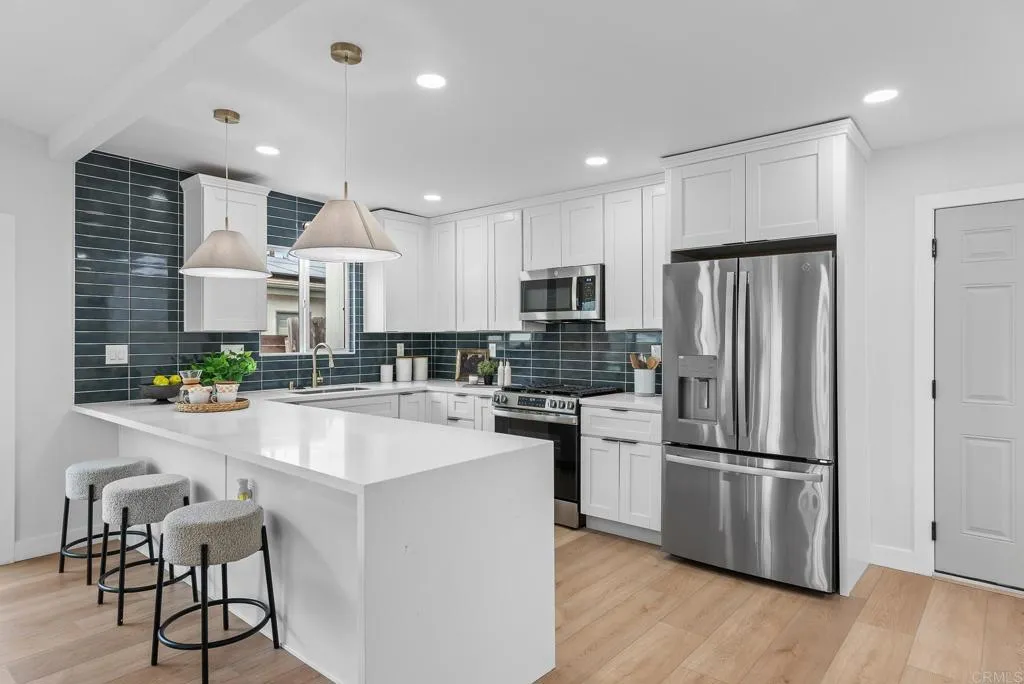 https://cdn.realtyfeed.com/cdn/127/306588151/d4ebe9e835ea5e7c105a11ff7fd4e14d.webp