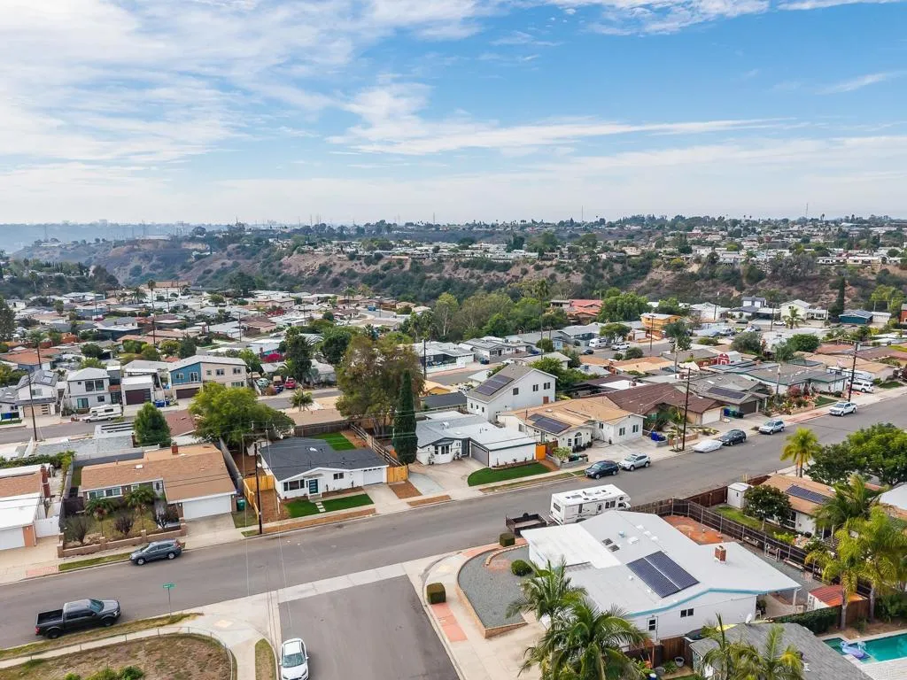 https://cdn.realtyfeed.com/cdn/127/306588151/d7ce1a133f9381545a5aad7fe0cb77c8.webp