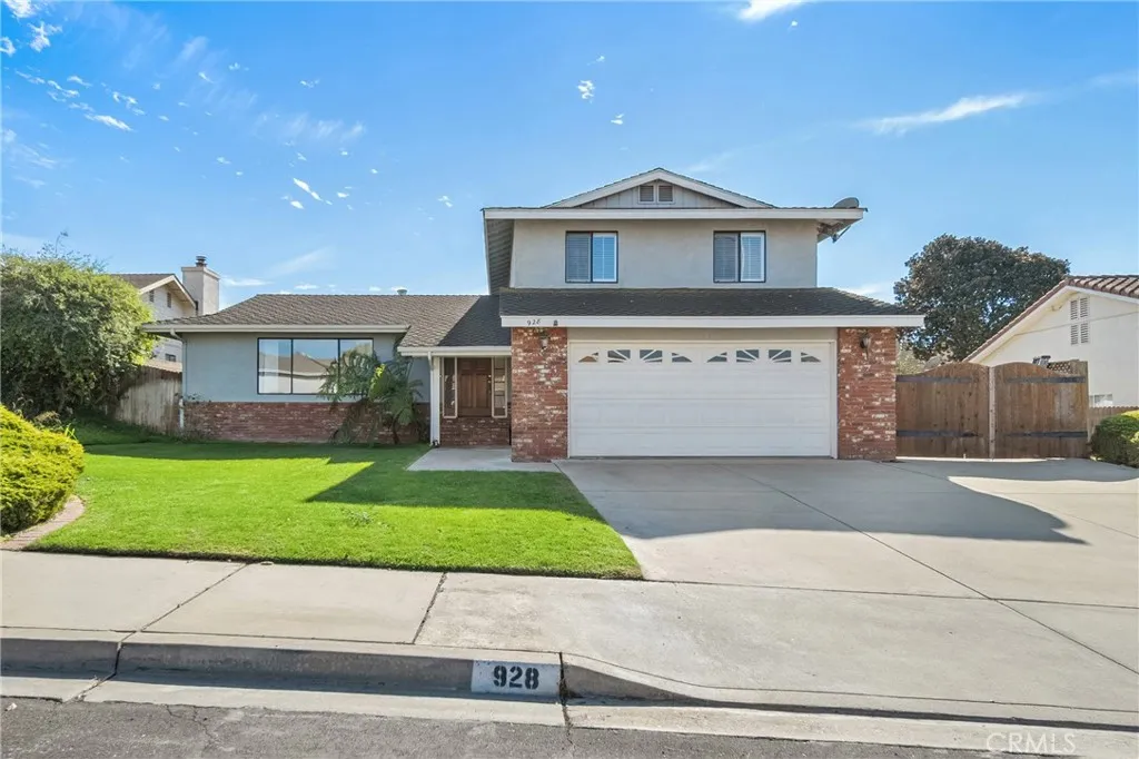 928 Sunrise Drive