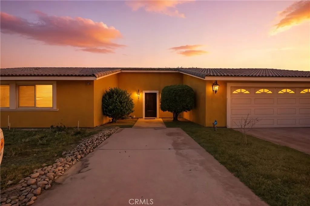 10080 Deep Creek, Apple Valley, CA 92308 - Photo 3 of 36, Apple Valley, CA