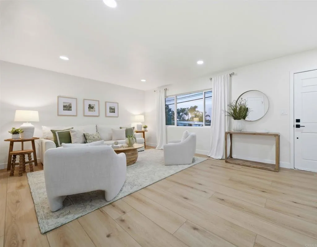 https://cdn.realtyfeed.com/cdn/127/306588212/a84cba97f3b4397d334050b012fc89ad.webp