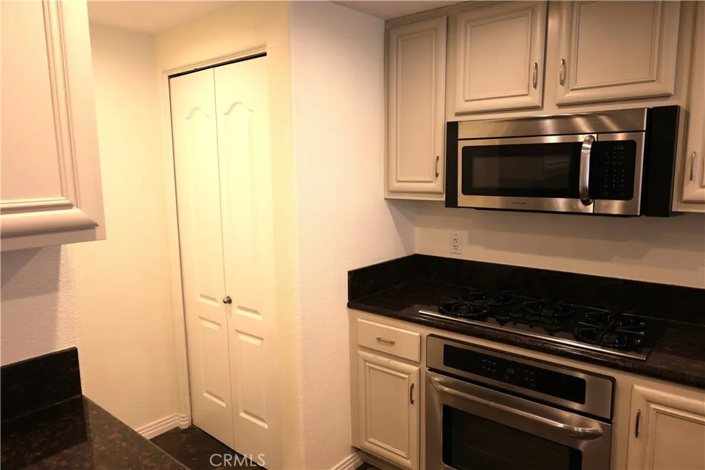https://cdn.realtyfeed.com/cdn/127/306588216/65b5599198d13037fd6f14e5557a4a9f.webp