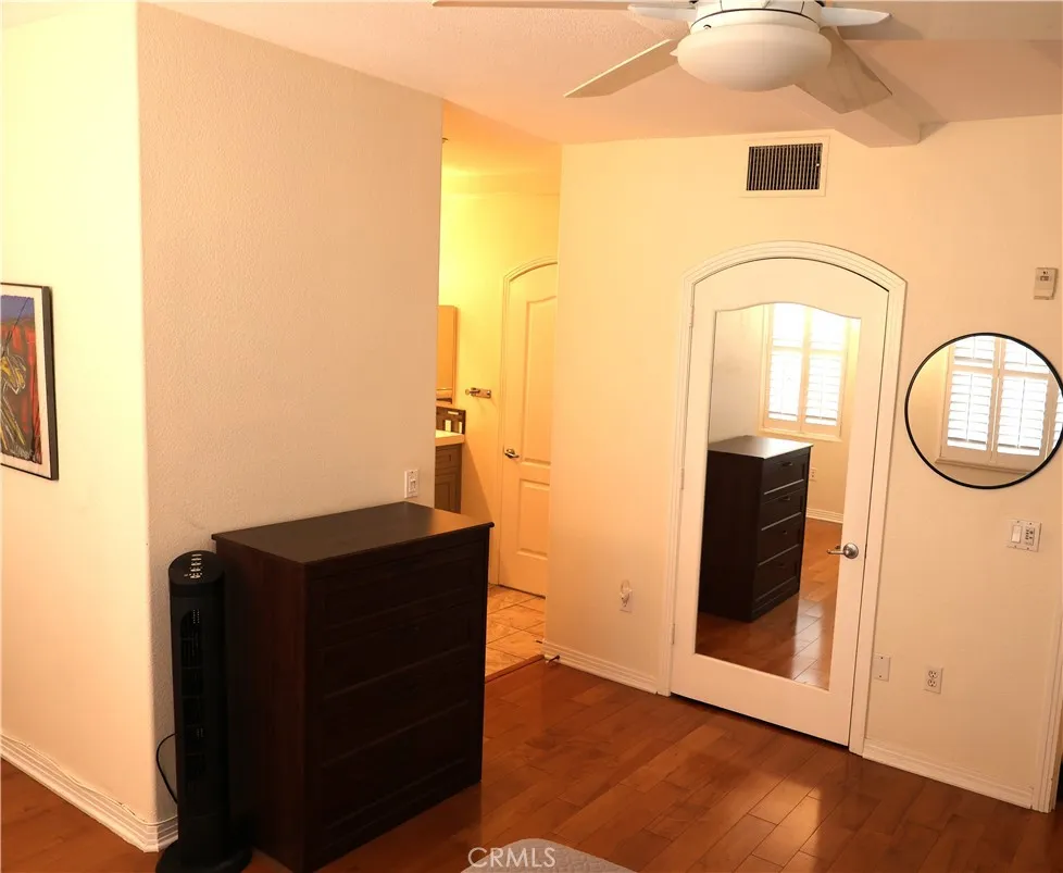 https://cdn.realtyfeed.com/cdn/127/306588216/c16b253cbcdef0506f428a408e038ce0.webp