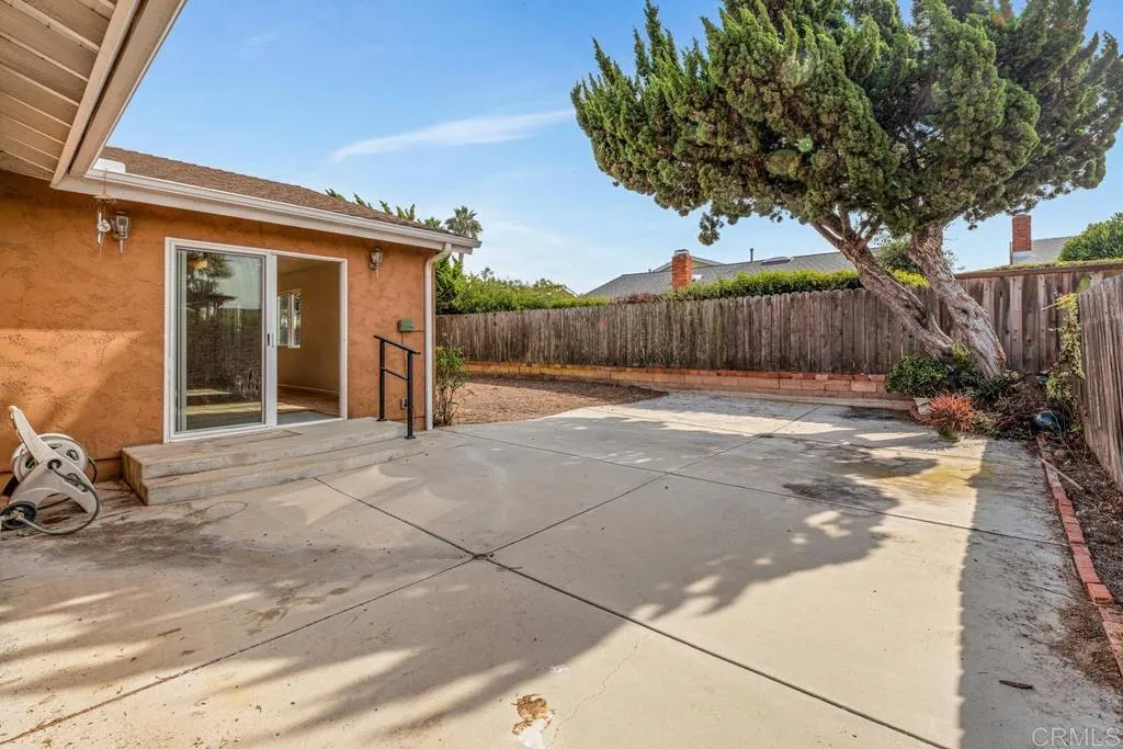 https://cdn.realtyfeed.com/cdn/127/306588276/56b843d627ebd3184608bf88a6c6adfa.webp