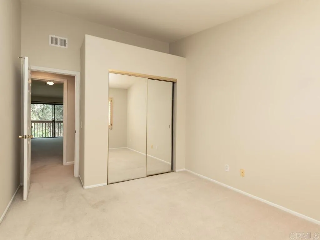 https://cdn.realtyfeed.com/cdn/127/306588322/5aab4a9541aca6f706255a4697a416e0.webp
