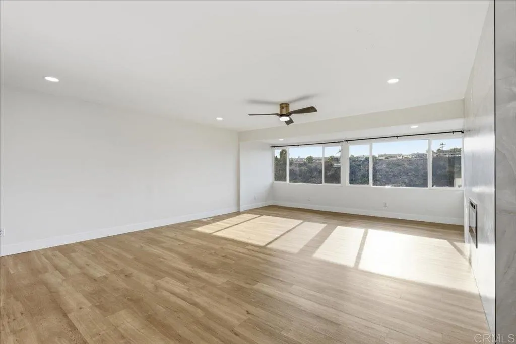 https://cdn.realtyfeed.com/cdn/127/306588326/487682765eeb24e9351b009d9f4439a6.webp