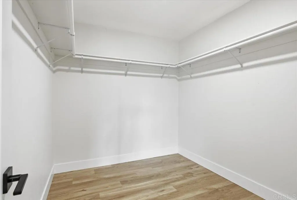 https://cdn.realtyfeed.com/cdn/127/306588326/688af8957cfc0fc1c7aba6596d34135d.webp