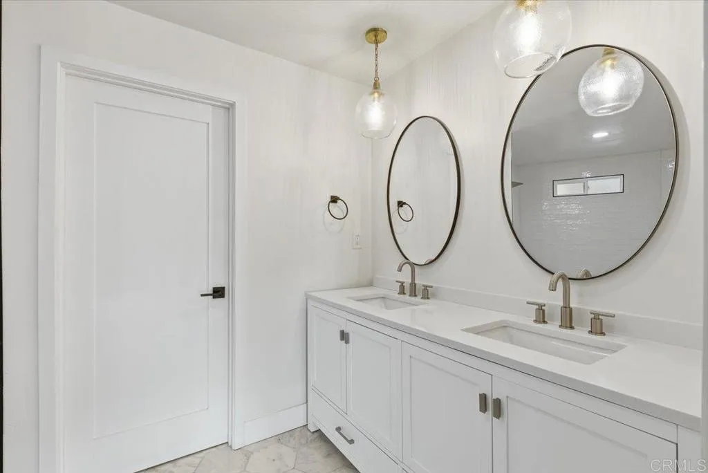 https://cdn.realtyfeed.com/cdn/127/306588326/a74bab0a6371339663609012bf2de7a8.webp