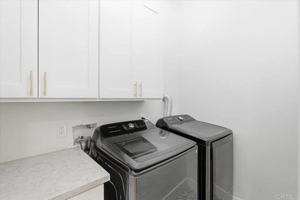 https://cdn.realtyfeed.com/cdn/127/306588326/ee4443dcfadf81e2490f761a5de3c9d1.webp