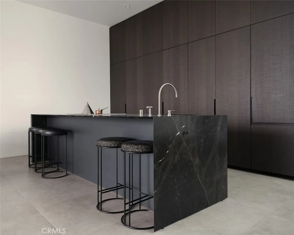 West Hollywood, CA 90069