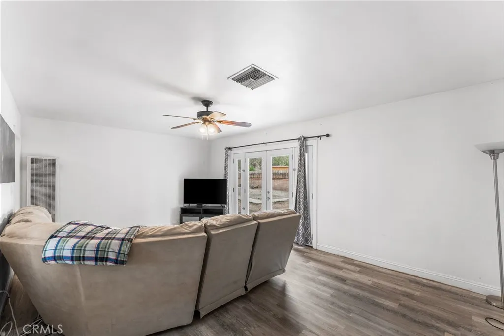 1354 W Jenner, Lancaster, CA 93534 - Photo 5 of 31, Lancaster, CA