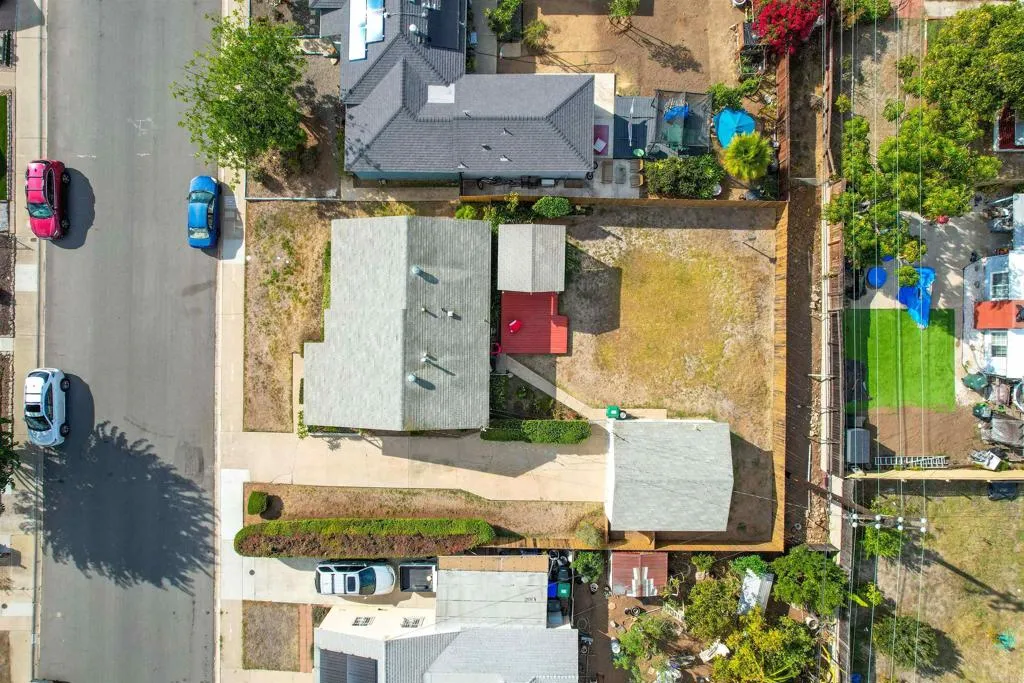 https://cdn.realtyfeed.com/cdn/127/306588483/e926161a0104140357fa2c5da8c45d74.webp