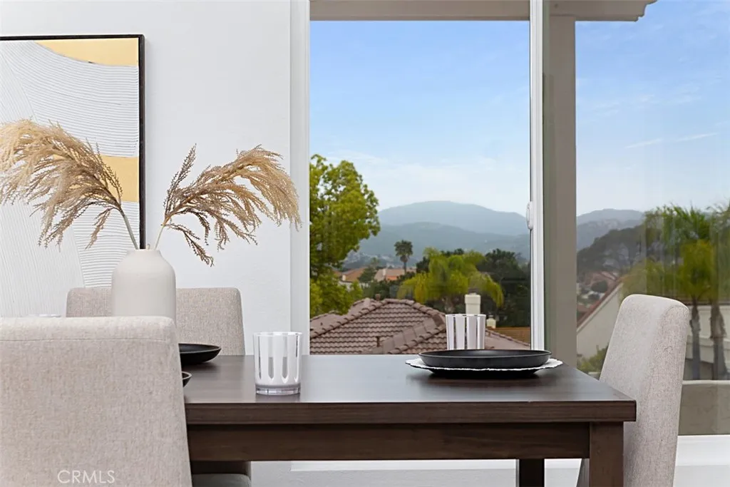 https://cdn.realtyfeed.com/cdn/127/306588503/9db196a0dc584327fe2b93987645db9b.webp