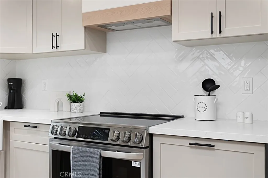 https://cdn.realtyfeed.com/cdn/127/306588503/a310e406b486be73465be471135dea0e.webp