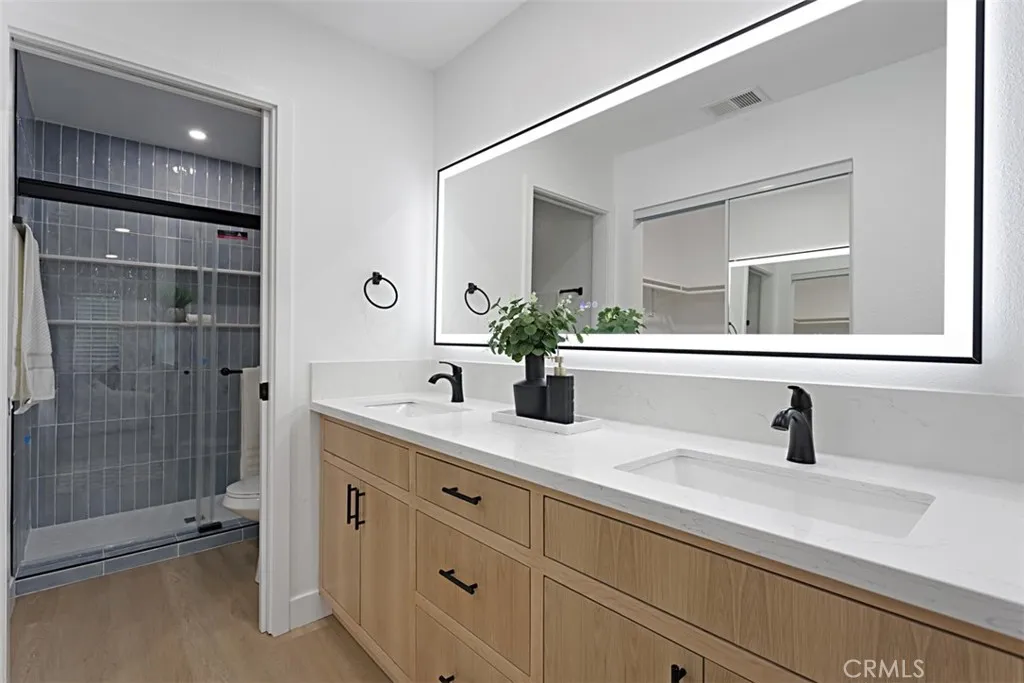 https://cdn.realtyfeed.com/cdn/127/306588503/f6c6fe0bc9d40d5596767e36a3dd3534.webp
