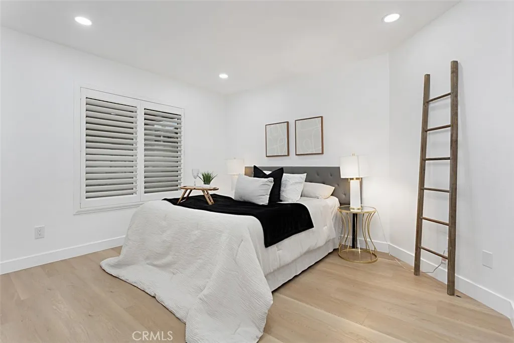 https://cdn.realtyfeed.com/cdn/127/306588503/f975c1eca111c77bea79bc21bcee18d0.webp