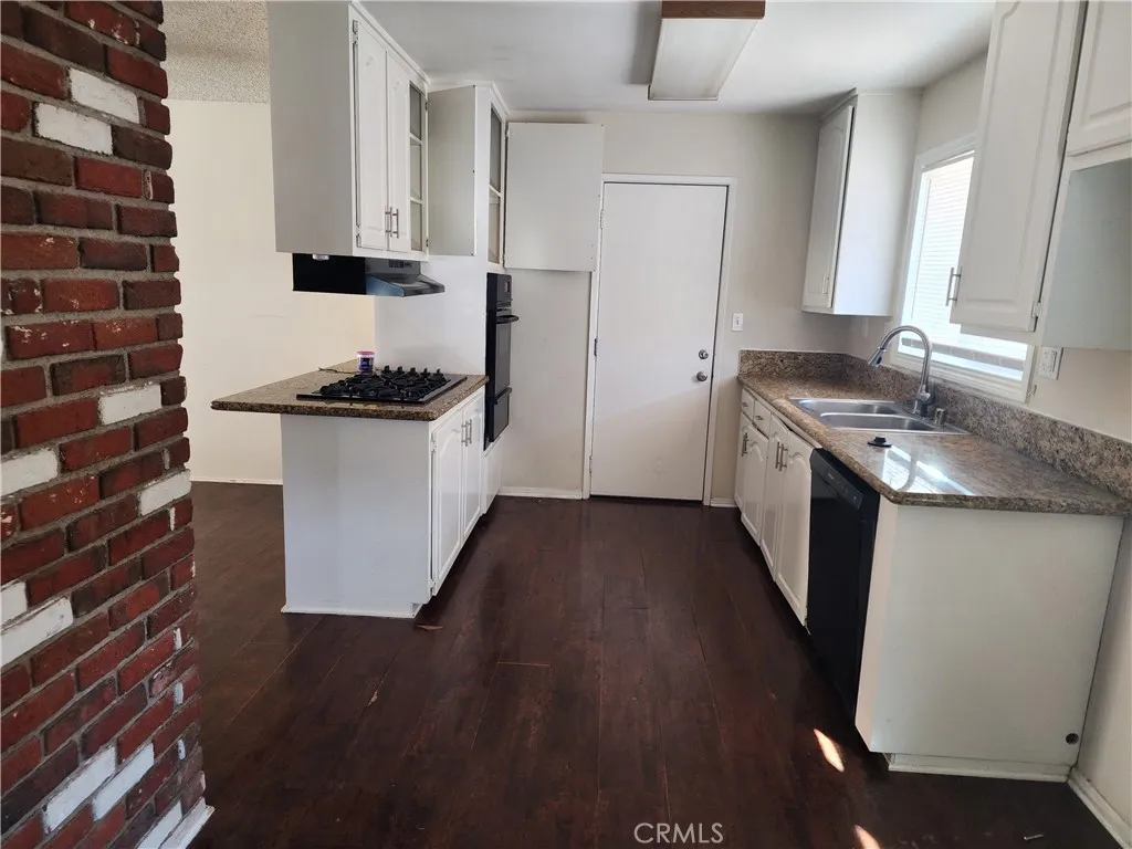 https://cdn.realtyfeed.com/cdn/127/306588540/38841d942d4991dd25b6be8ea41282fb.webp