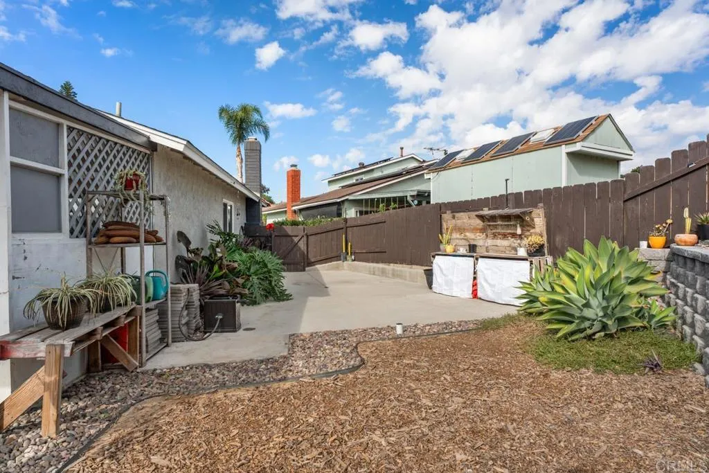 https://cdn.realtyfeed.com/cdn/127/306588591/013e7f4074a0cd8f2f833198f783fe33.webp