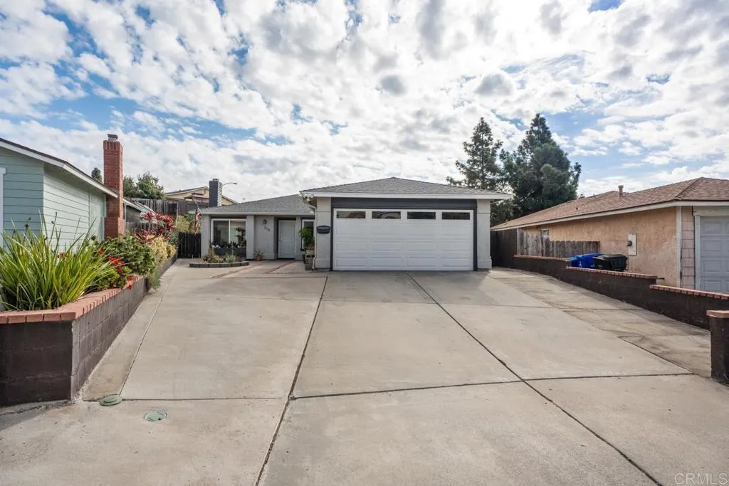 https://cdn.realtyfeed.com/cdn/127/306588591/922f4479a421e1bf70d456c1ab44db96.webp