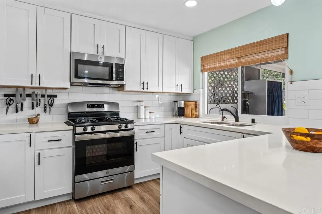 https://cdn.realtyfeed.com/cdn/127/306588591/af677023f7cfce07c507925ef8851ae2.webp