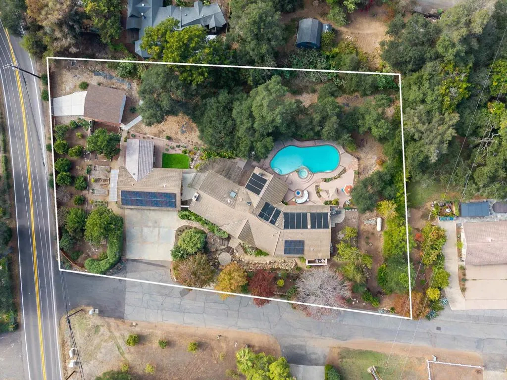 https://cdn.realtyfeed.com/cdn/127/306588742/0ddaee6d2733781ea4cf4c4999753b19.webp