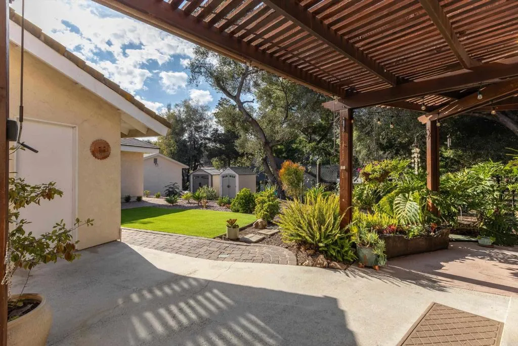 https://cdn.realtyfeed.com/cdn/127/306588742/65b4845f39981ee6e89da6a7b87a587a.webp