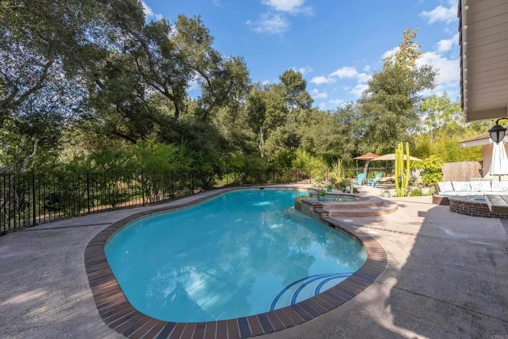 https://cdn.realtyfeed.com/cdn/127/306588742/6a09b922290fd127fb946f3d62ea3dfa.webp