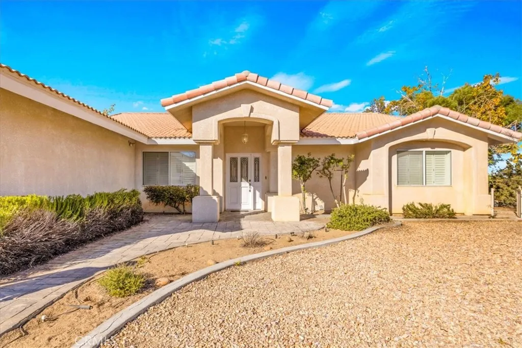 58082 Carlyle, Yucca Valley, CA 92284 - Photo 2 of 51, Yucca Valley, CA