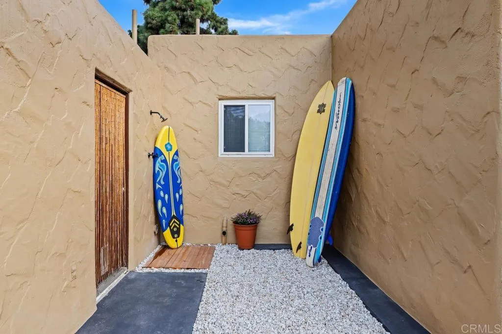 https://cdn.realtyfeed.com/cdn/127/306588802/0a877ced78cb3f0c516a2c7264b29dc2.webp