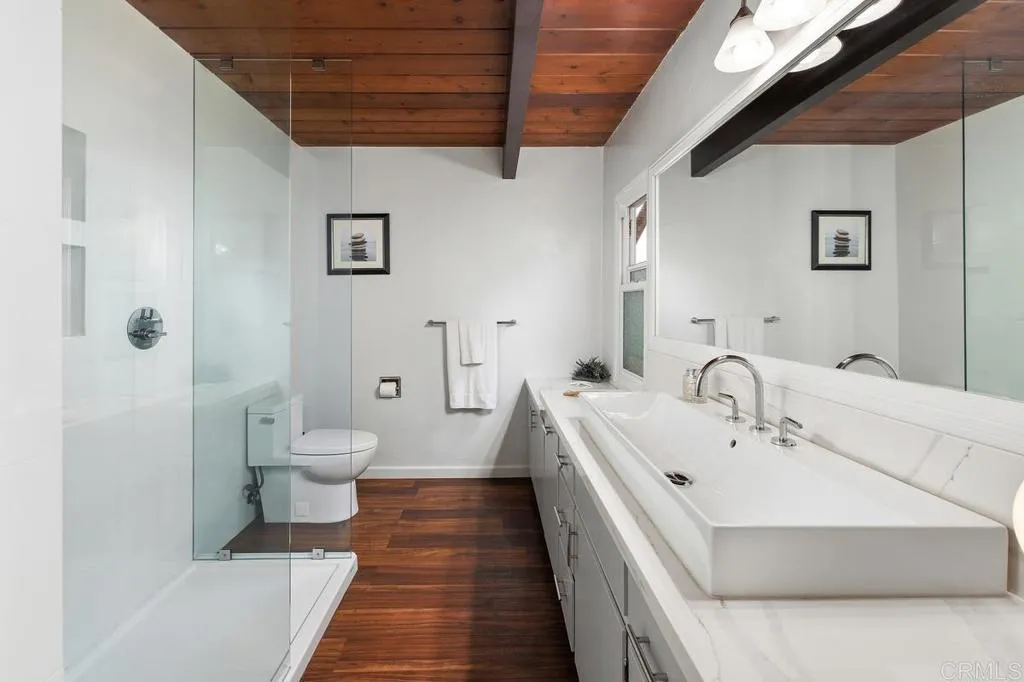 https://cdn.realtyfeed.com/cdn/127/306588802/513ef50c849c1b0cba5c21c671774e1b.webp