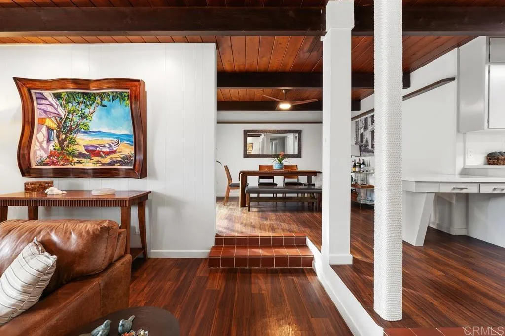 https://cdn.realtyfeed.com/cdn/127/306588802/afd15fc95ea0b79f5e4ac184a72b5d9e.webp