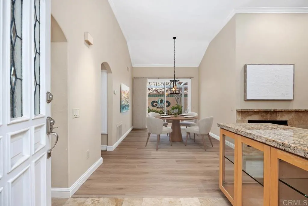 https://cdn.realtyfeed.com/cdn/127/306588856/13d5261145d54048bc0c17c27172ce2f.webp
