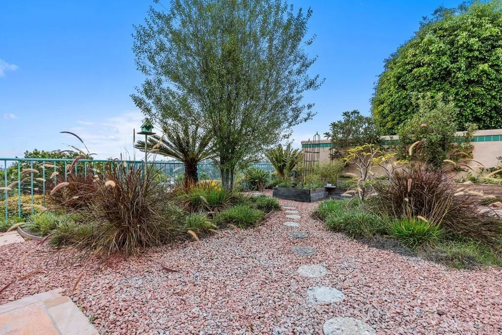 https://cdn.realtyfeed.com/cdn/127/306588856/722f058e61f7b43bf1ccadd0d70fae2a.webp