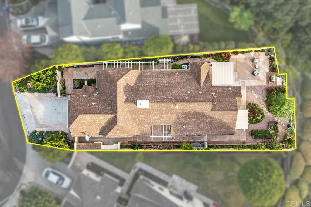 https://cdn.realtyfeed.com/cdn/127/306588856/b13957aabd9695e786ffd53cbd6643d1.webp