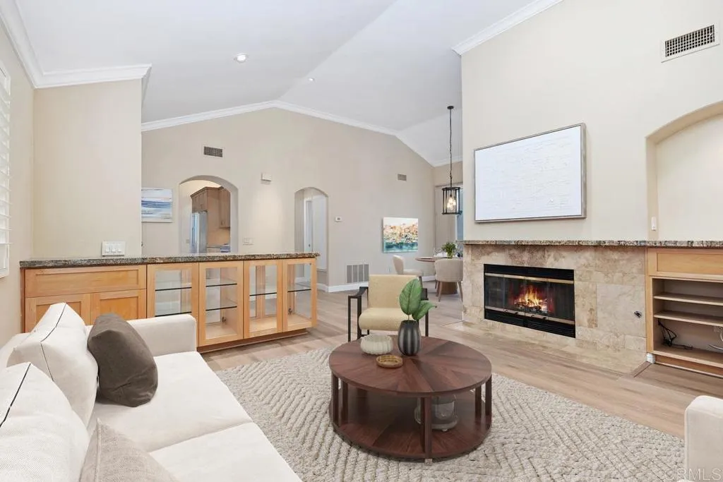 https://cdn.realtyfeed.com/cdn/127/306588856/cc679c913299089496687b448bca4b72.webp