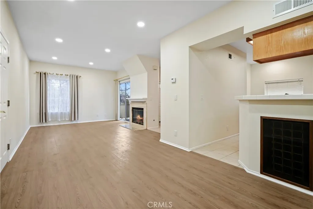5824 Oak Bend Unit 108, Oak Park, CA 91377 - Photo 4 of 37, Oak Park, CA