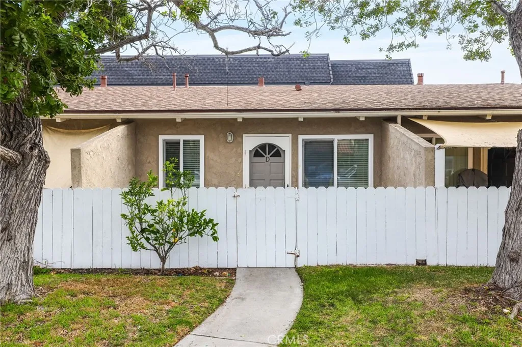 Huntington Beach, CA 92648