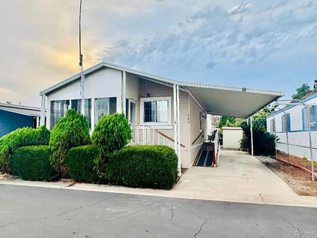 https://cdn.realtyfeed.com/cdn/127/306588971/f83b50747300b17af7f5f9eae8ae677c.webp