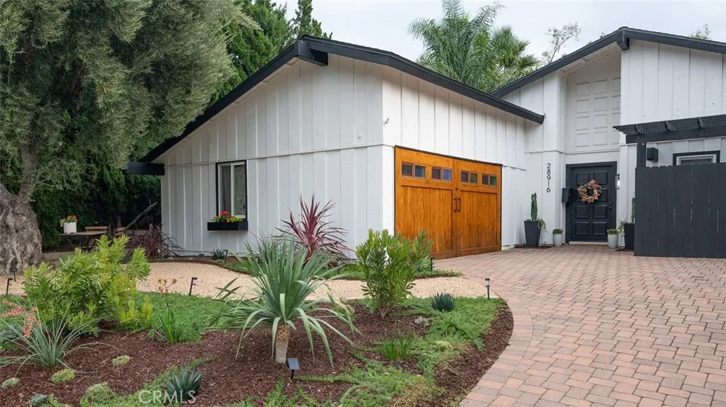 28916 Valley Heights, Agoura Hills, CA 91301 - Photo 2 of 46, Agoura Hills, CA