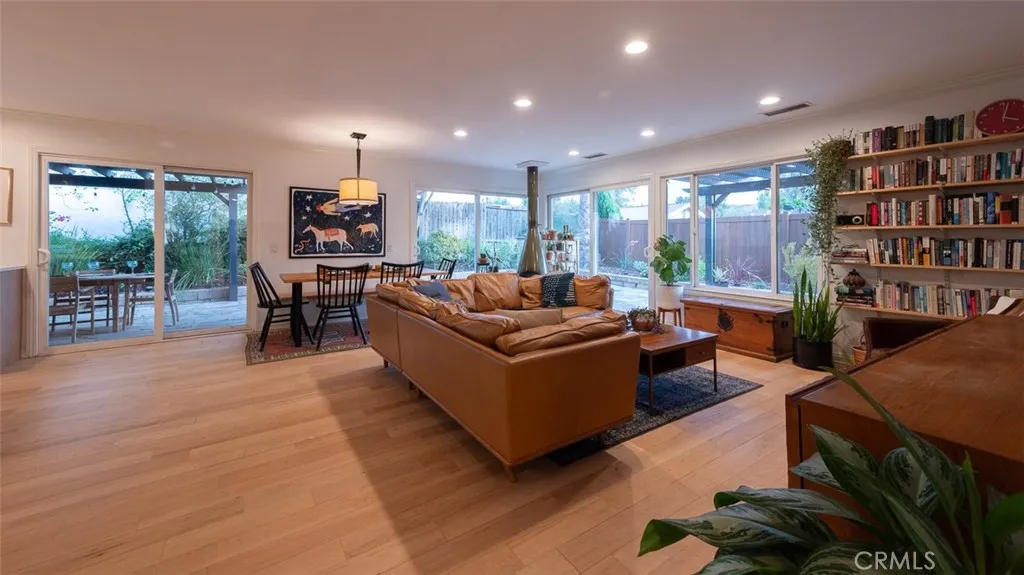 28916 Valley Heights, Agoura Hills, CA 91301 - Photo 4 of 46, Agoura Hills, CA
