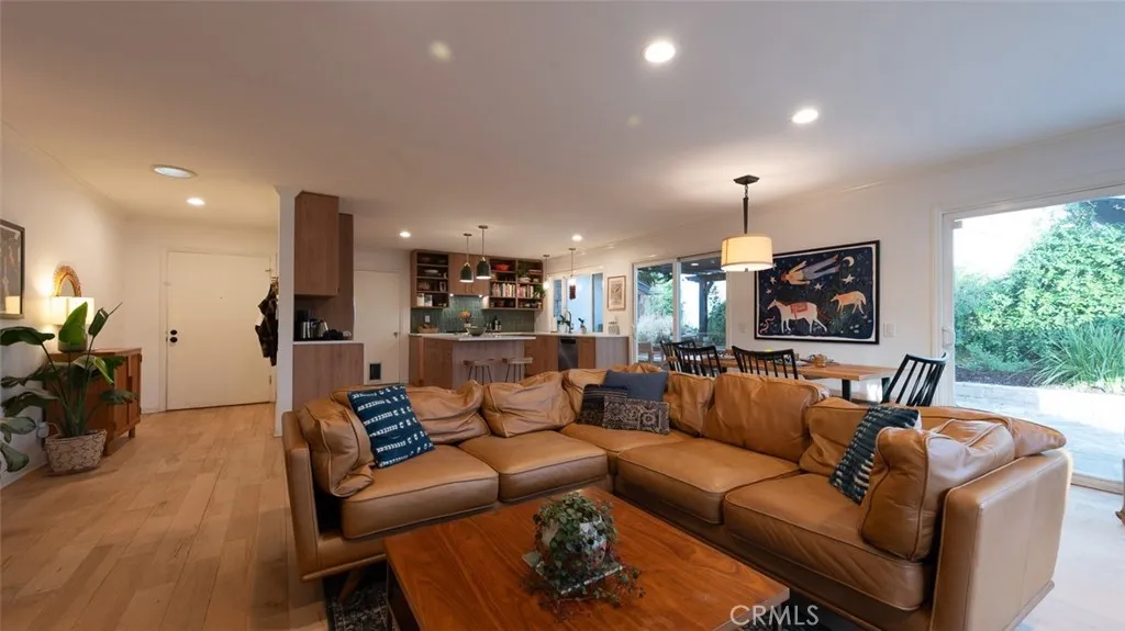 28916 Valley Heights, Agoura Hills, CA 91301 - Photo 5 of 46, Agoura Hills, CA
