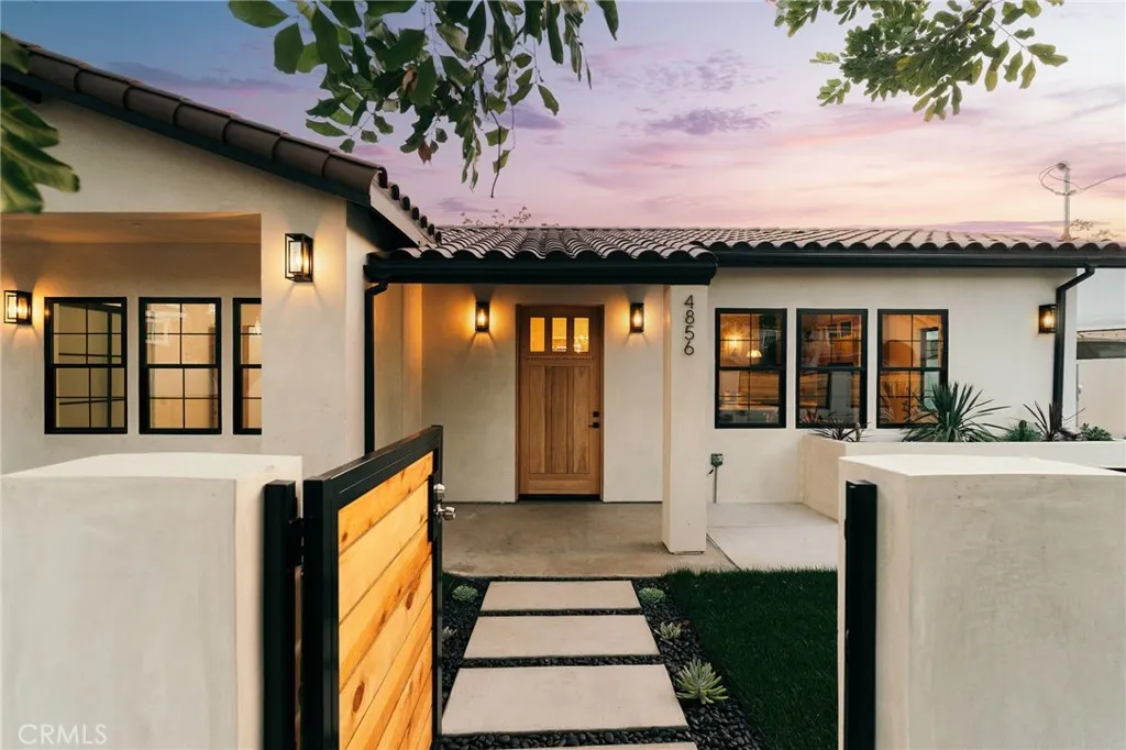 Los Angeles, CA 90032