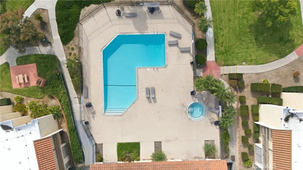 Photo #27: DW25260899 Listing: Photo #27