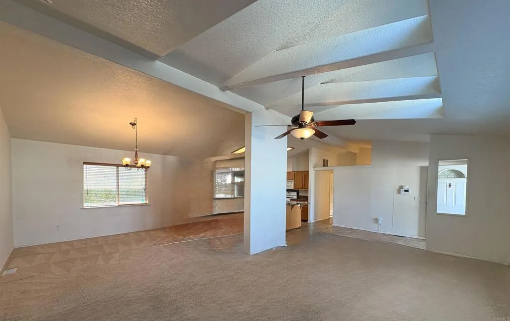 https://cdn.realtyfeed.com/cdn/127/306589085/1a5d1f839594cab125a11487f2399c55.webp