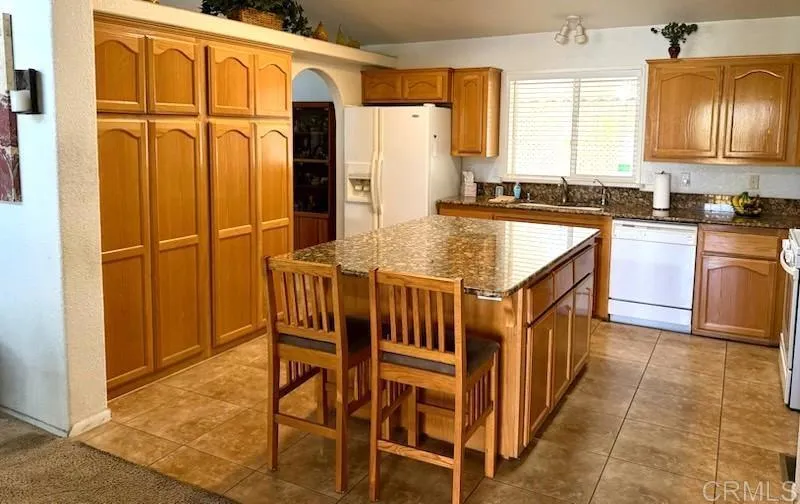 https://cdn.realtyfeed.com/cdn/127/306589085/c1fb19f34e634da46587d7c049710a9b.webp